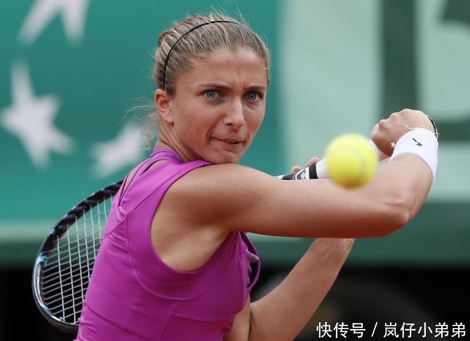 他和这件战 他和这件战