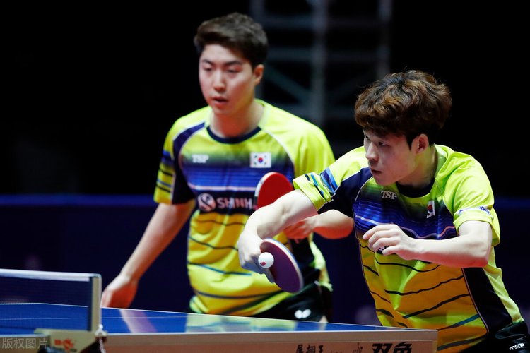 中場指揮官 中場指揮官